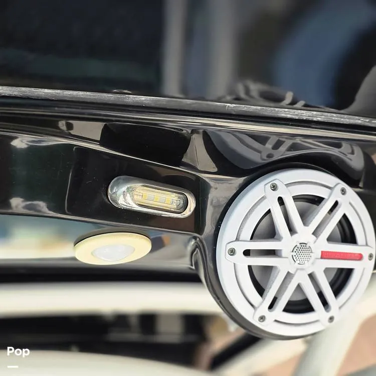 Slide: The Image of Wellcraft Fisherman 262 2018 - 16304516