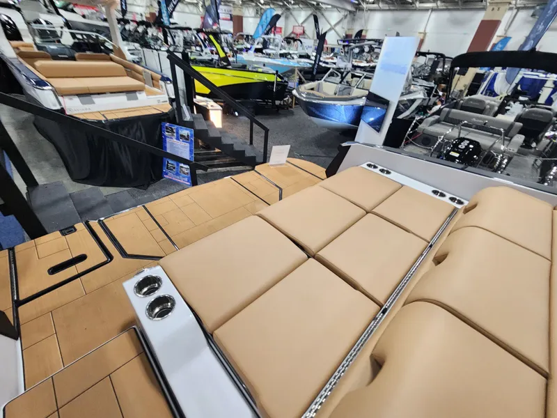 Slide: The Image of Aviara AV32 2024 - 18