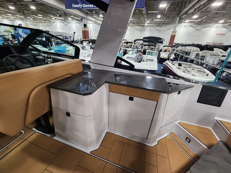 Slide: The Image of Aviara AV32 2024 - 8