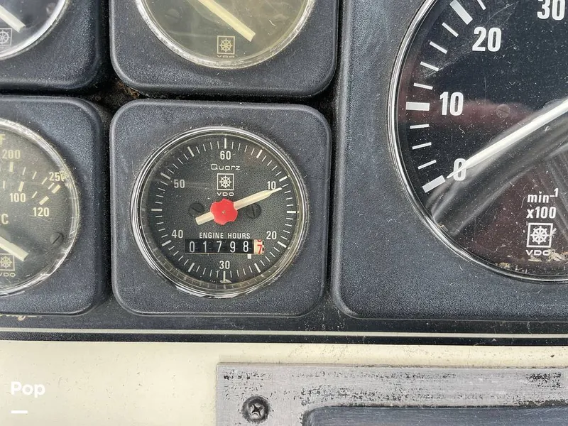 Slide: The Image of Tollycraft 30 Sport Cruiser 1989 - 16367404