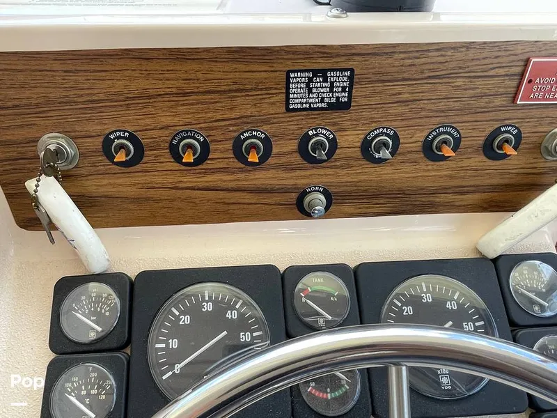 Slide: The Image of Tollycraft 30 Sport Cruiser 1989 - 16367502