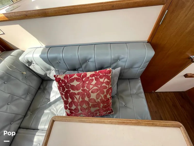 Slide: The Image of Tollycraft 30 Sport Cruiser 1989 - 16367514