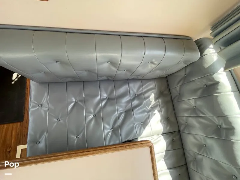 Slide: The Image of Tollycraft 30 Sport Cruiser 1989 - 16367515