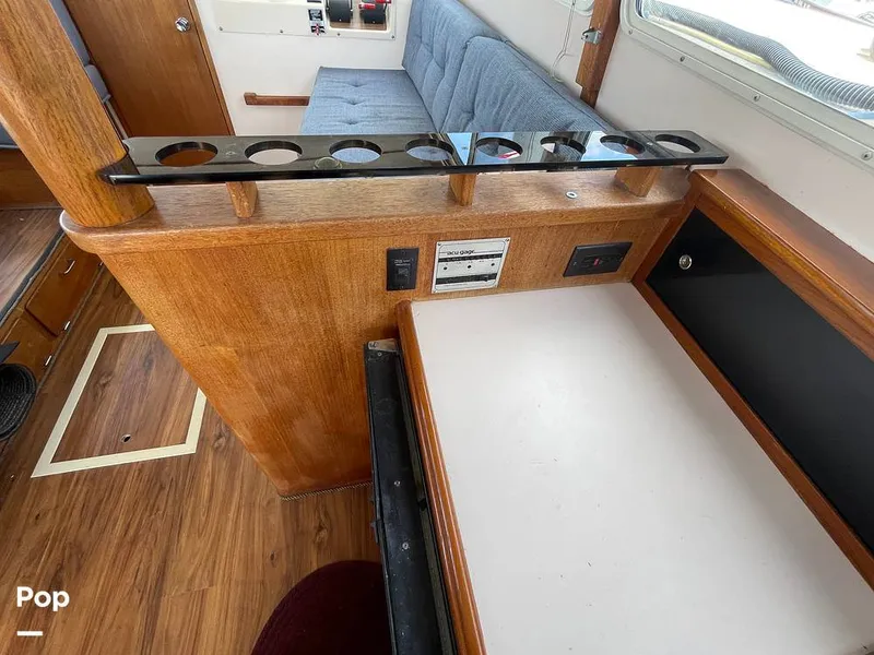 Slide: The Image of Tollycraft 30 Sport Cruiser 1989 - 16367578