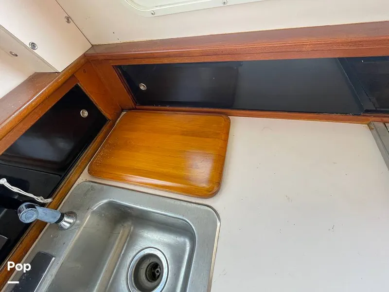 Slide: The Image of Tollycraft 30 Sport Cruiser 1989 - 16367584