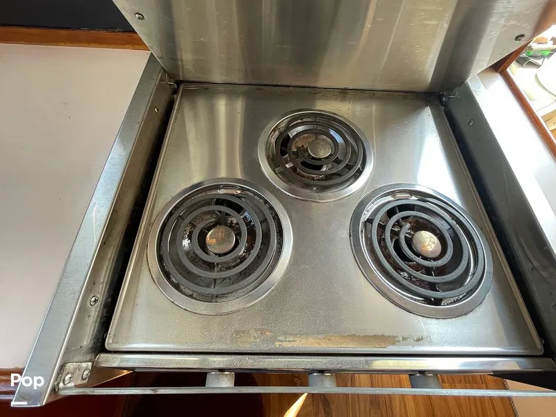 Slide: The Image of Tollycraft 30 Sport Cruiser 1989 - 16367586