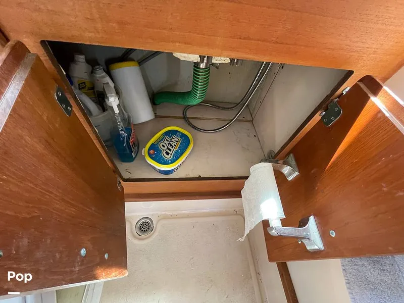 Slide: The Image of Tollycraft 30 Sport Cruiser 1989 - 16367601