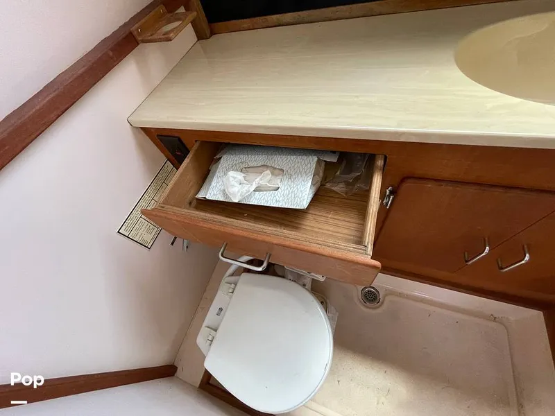 Slide: The Image of Tollycraft 30 Sport Cruiser 1989 - 16367664