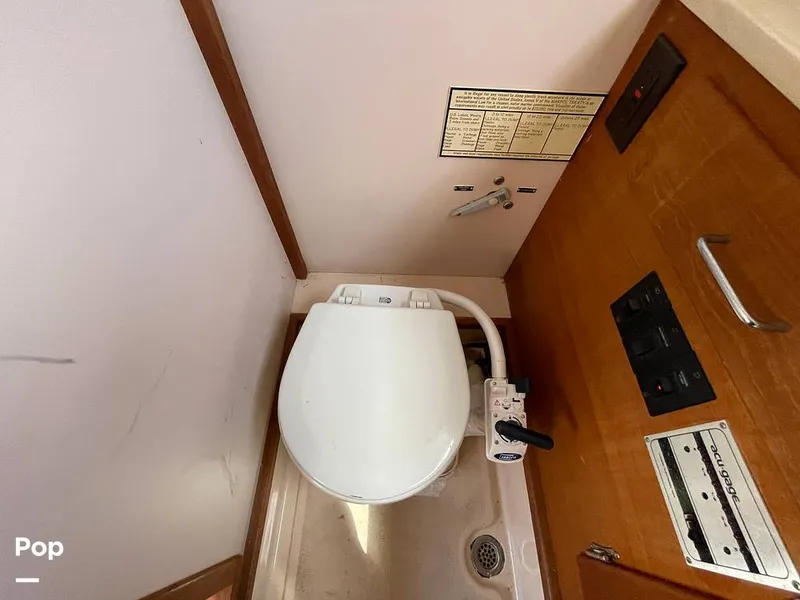 Slide: The Image of Tollycraft 30 Sport Cruiser 1989 - 16367668