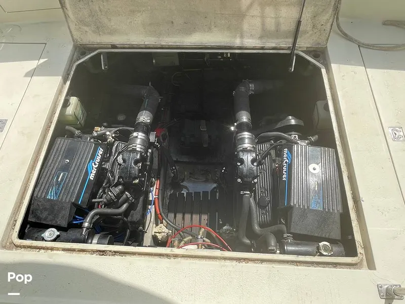 Slide: The Image of Tollycraft 30 Sport Cruiser 1989 - 16367307