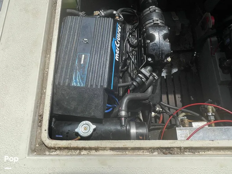 Slide: The Image of Tollycraft 30 Sport Cruiser 1989 - 16367309