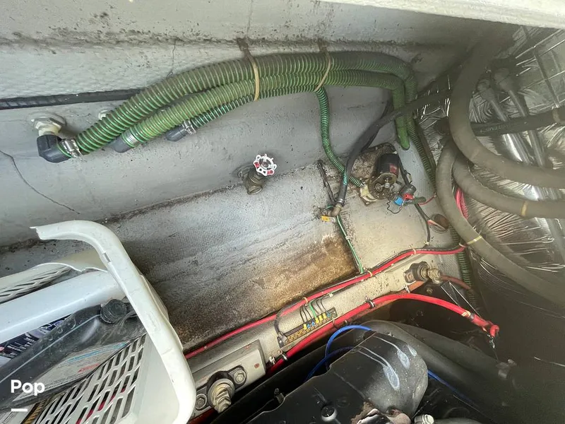 Slide: The Image of Tollycraft 30 Sport Cruiser 1989 - 16367341