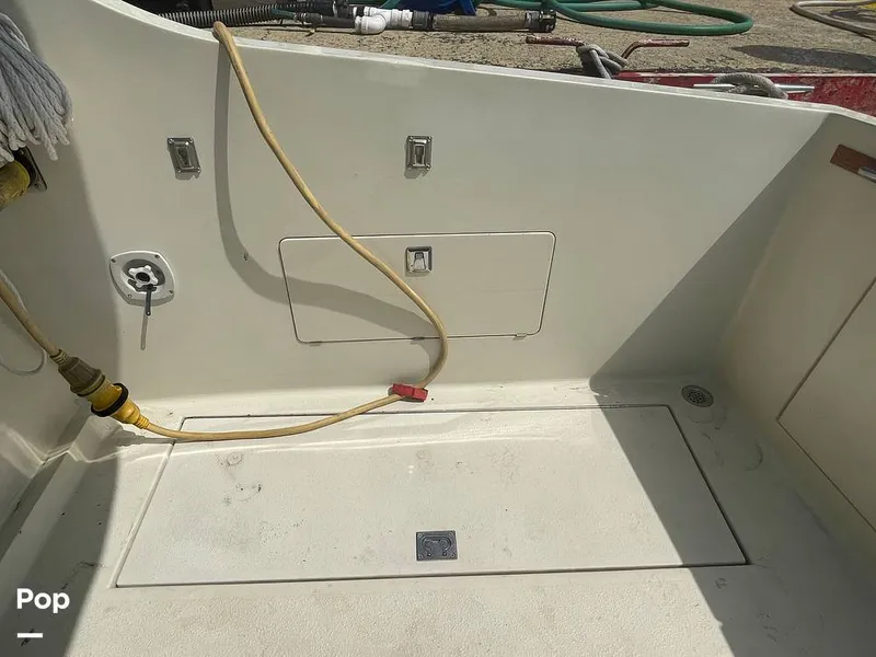 Slide: The Image of Tollycraft 30 Sport Cruiser 1989 - 16367345