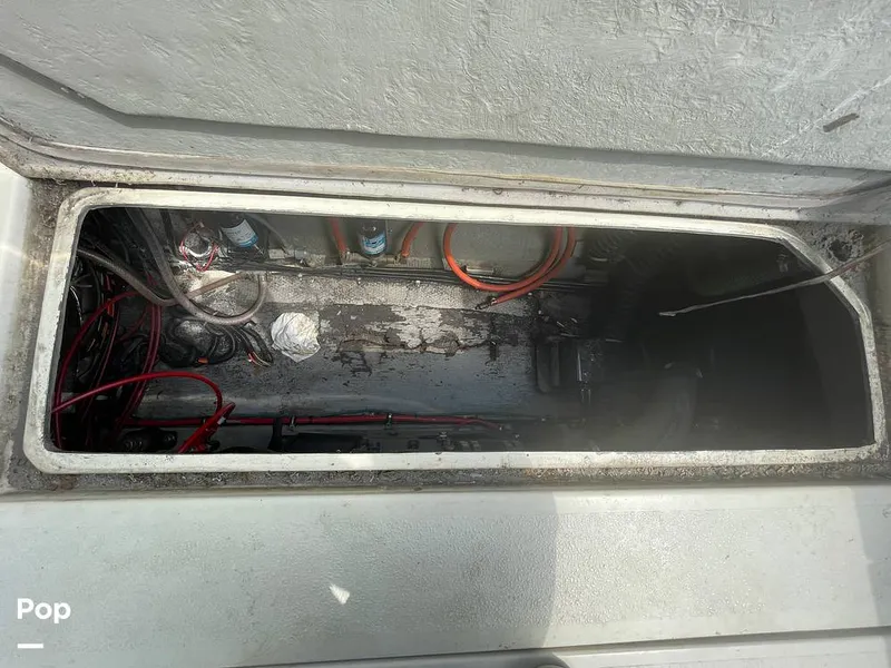 Slide: The Image of Tollycraft 30 Sport Cruiser 1989 - 16367346