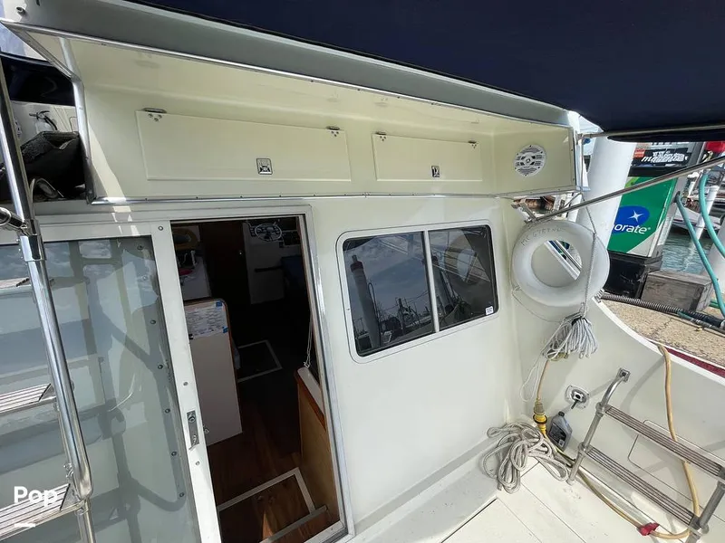 Slide: The Image of Tollycraft 30 Sport Cruiser 1989 - 16367353