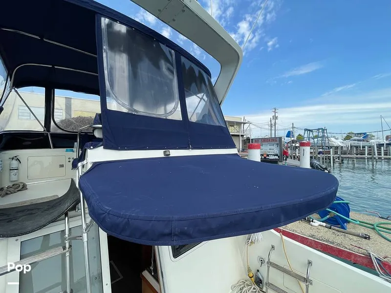 Slide: The Image of Tollycraft 30 Sport Cruiser 1989 - 16367358