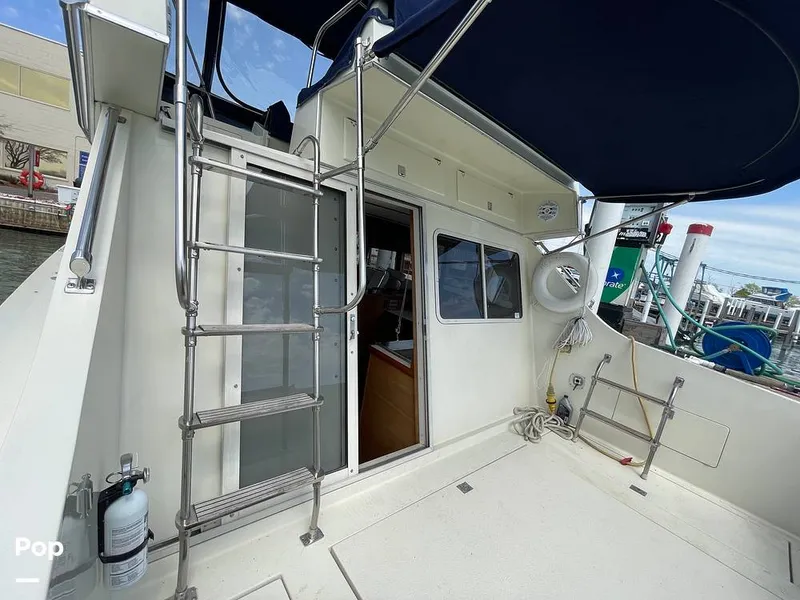 Slide: The Image of Tollycraft 30 Sport Cruiser 1989 - 16367364