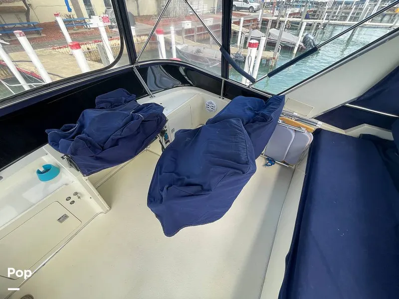 Slide: The Image of Tollycraft 30 Sport Cruiser 1989 - 16367367