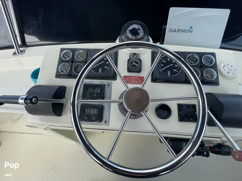 Slide: The Image of Tollycraft 30 Sport Cruiser 1989 - 16367376