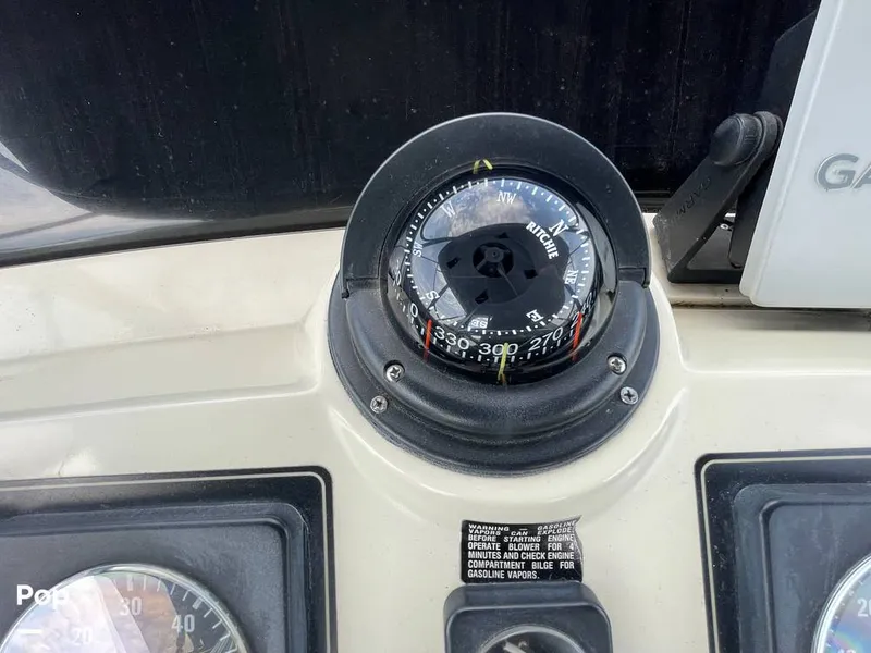 Slide: The Image of Tollycraft 30 Sport Cruiser 1989 - 16367377