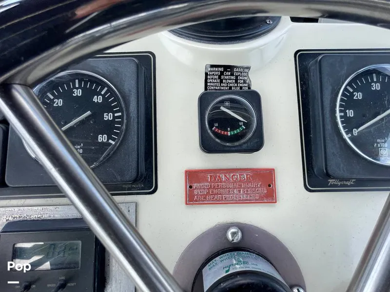 Slide: The Image of Tollycraft 30 Sport Cruiser 1989 - 16367378