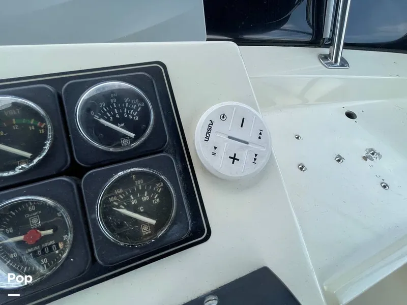 Slide: The Image of Tollycraft 30 Sport Cruiser 1989 - 16367383