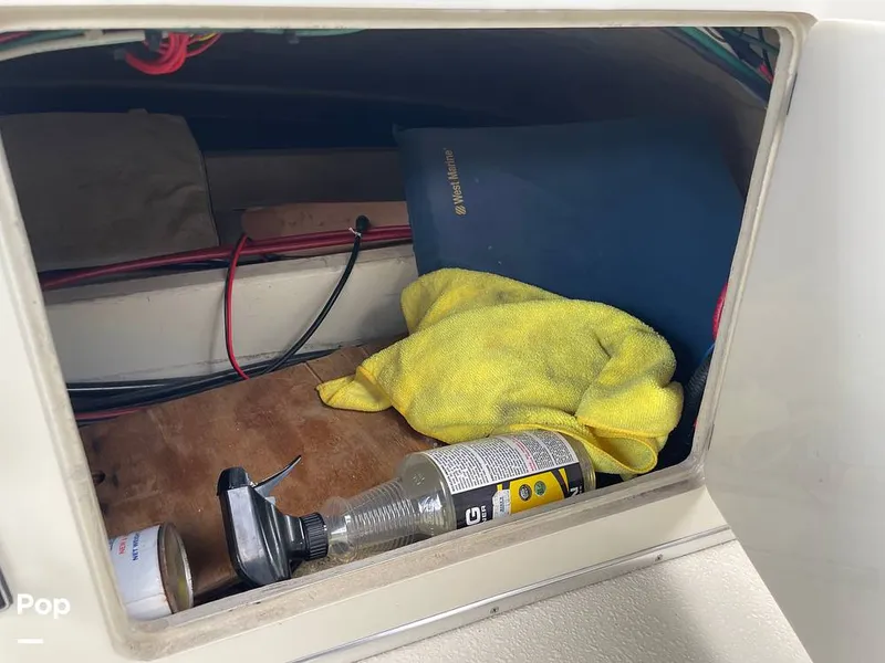 Slide: The Image of Tollycraft 30 Sport Cruiser 1989 - 16367391