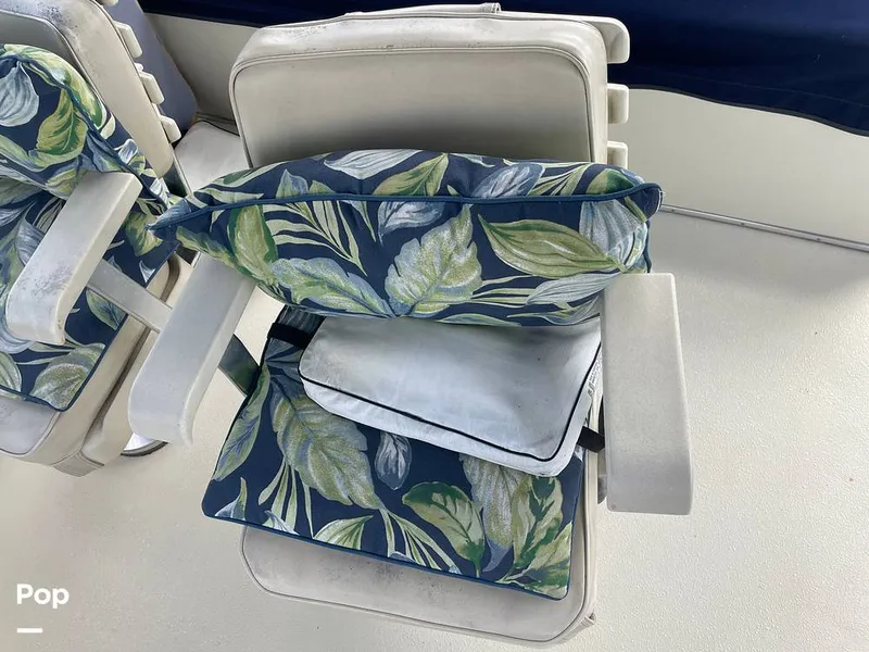 Slide: The Image of Tollycraft 30 Sport Cruiser 1989 - 16367392