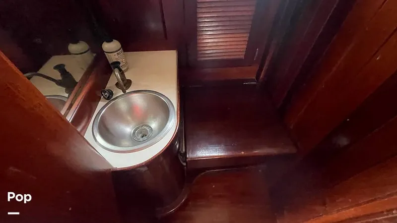 Slide: The Image of Bathroom Sink - 16315963