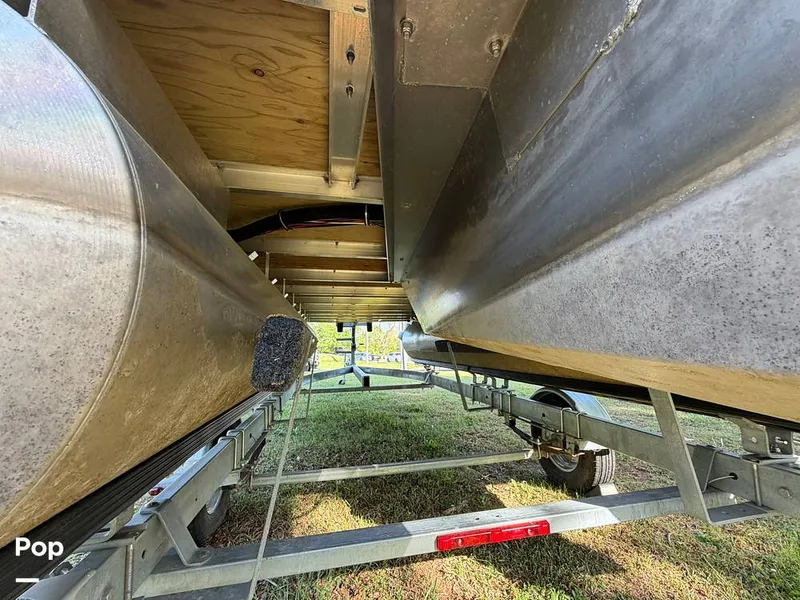 Slide: The Image of Godfrey Sweetwater 2086 CX 2023 - 16319872