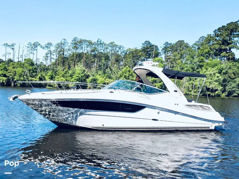 The Image of Sea Ray 330 Sundancer 2016 - undefined