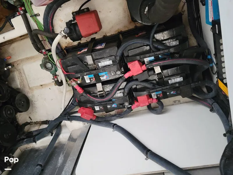 Slide: The Image of Sea Ray 330 Sundancer 2016 - 16305441