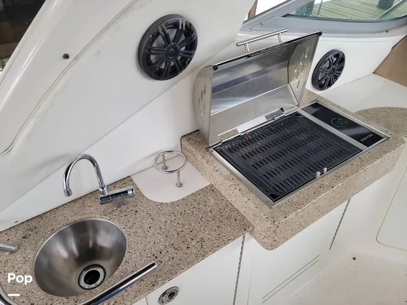 Slide: The Image of Sea Ray 330 Sundancer 2016 - 16305374