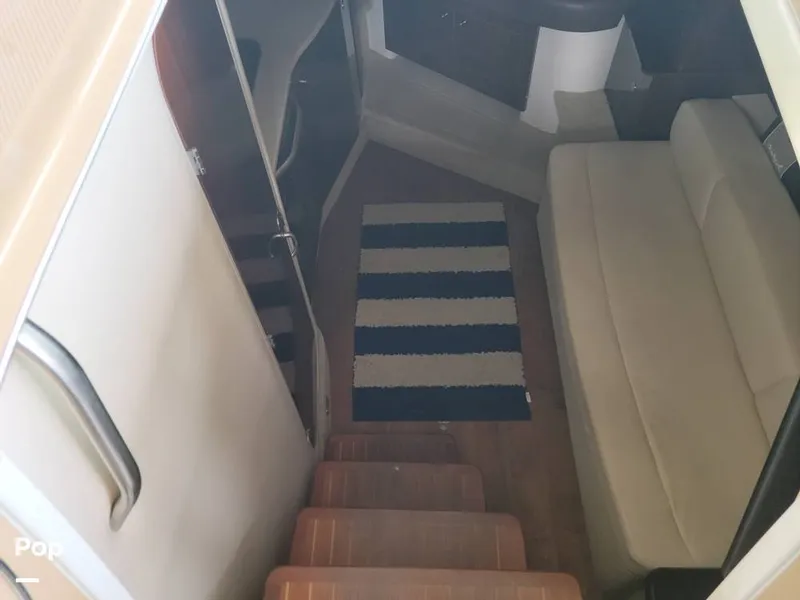 Slide: The Image of Sea Ray 330 Sundancer 2016 - 16305380