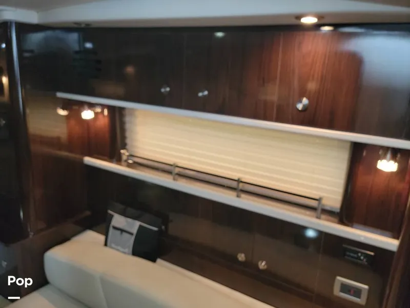 Slide: The Image of Sea Ray 330 Sundancer 2016 - 16305384