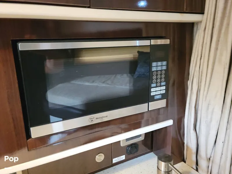 Slide: The Image of Sea Ray 330 Sundancer 2016 - 16305388