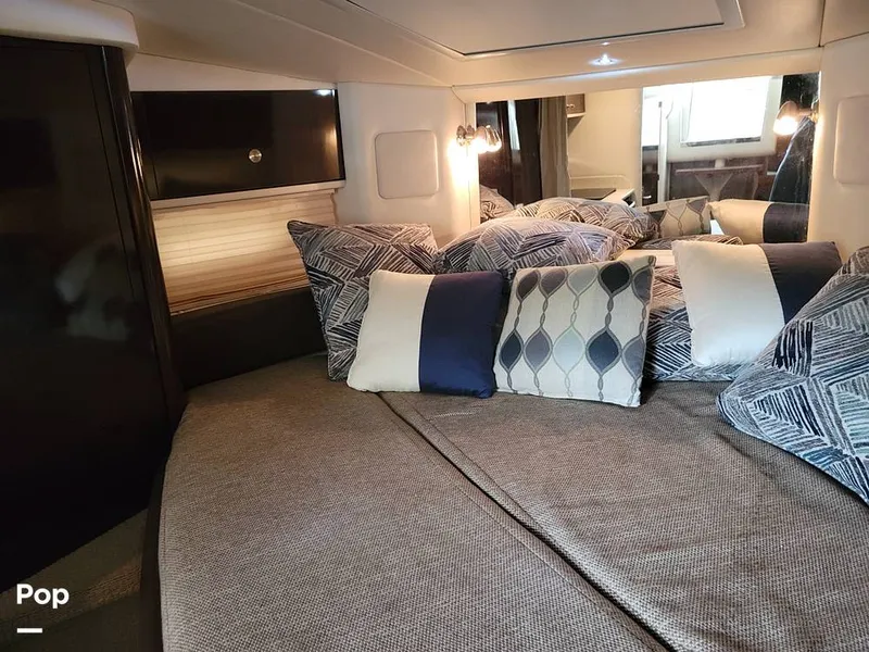 Slide: The Image of Sea Ray 330 Sundancer 2016 - 16305390