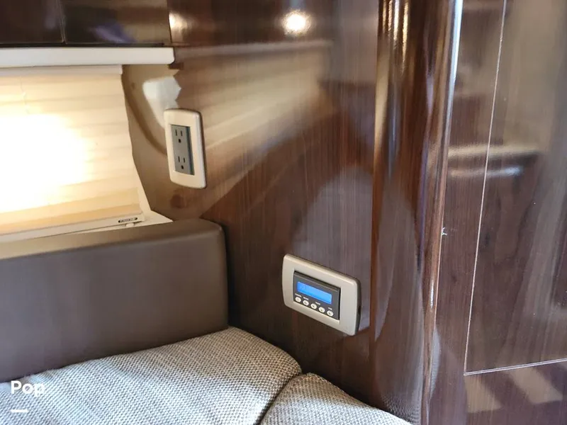 Slide: The Image of Sea Ray 330 Sundancer 2016 - 16305410