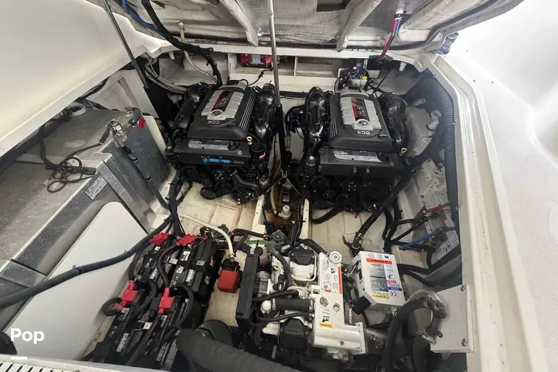 Slide: The Image of Sea Ray 330 Sundancer 2016 - 16265826