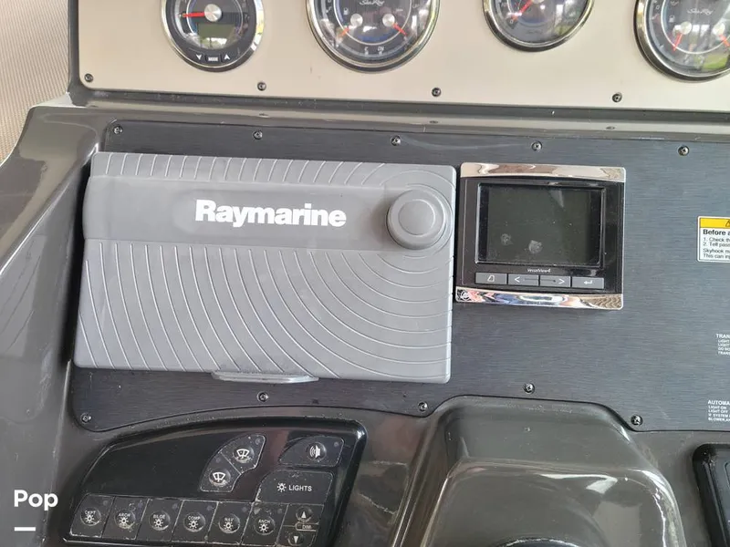 Slide: The Image of Sea Ray 330 Sundancer 2016 - 16305421