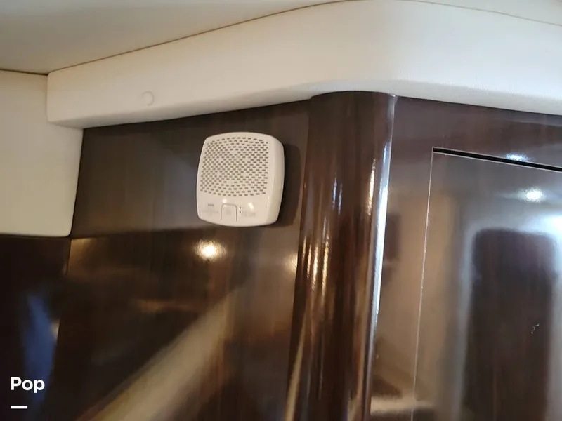 Slide: The Image of Sea Ray 330 Sundancer 2016 - 16305434