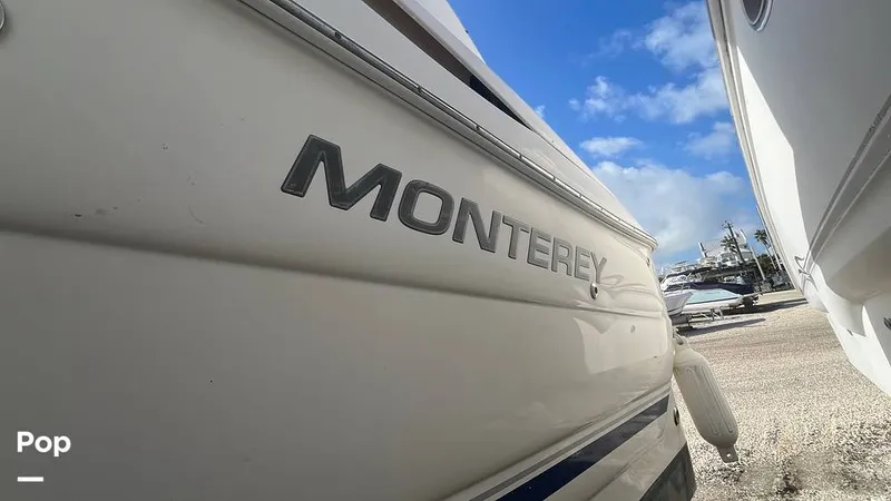 Slide: The Image of Monterey 265 Express 2004 - 16281537