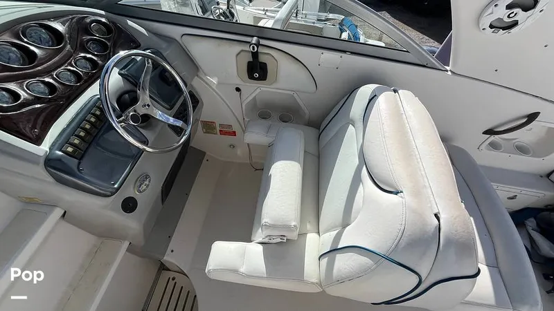 Slide: The Image of Monterey 265 Express 2004 - 16281550