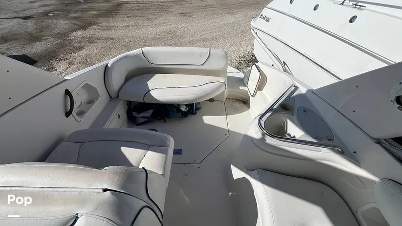 Slide: The Image of Monterey 265 Express 2004 - 16281551