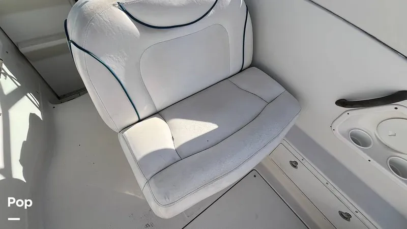 Slide: The Image of Monterey 265 Express 2004 - 16281552