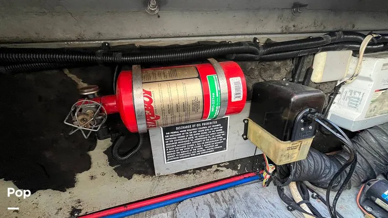 Slide: The Image of Monterey 265 Express 2004 - 16281571