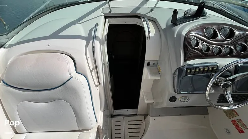 Slide: The Image of Monterey 265 Express 2004 - 16281575