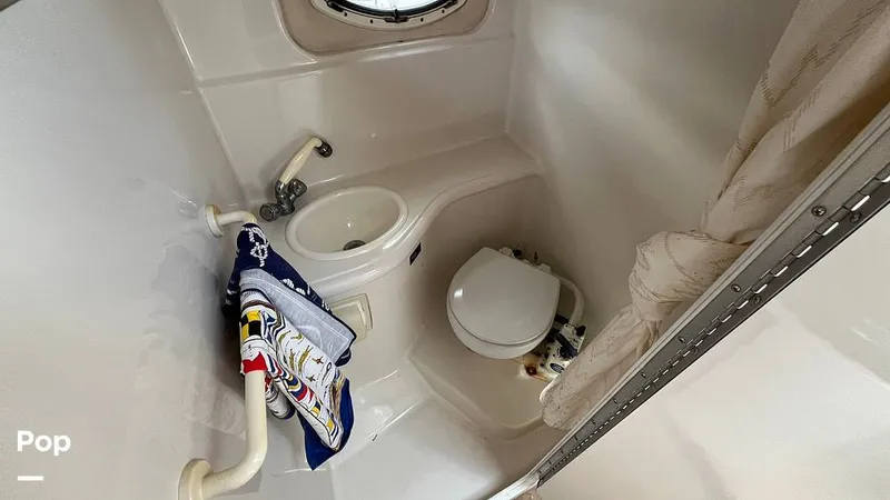 Slide: The Image of Monterey 265 Express 2004 - 16281592