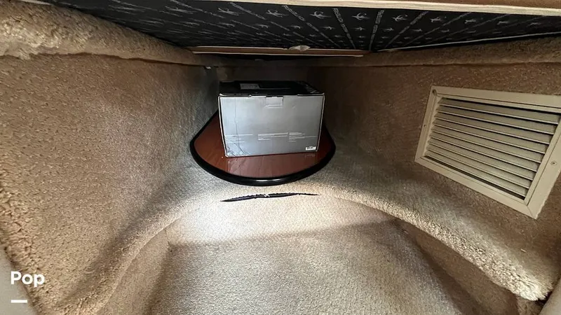 Slide: The Image of Monterey 265 Express 2004 - 16281597