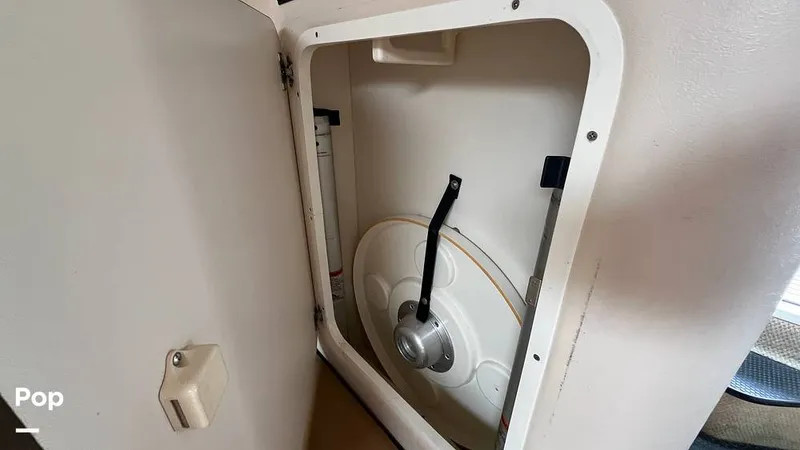 Slide: The Image of Monterey 265 Express 2004 - 16281598